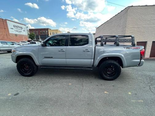 2019 Toyota Tacoma TRD Sport