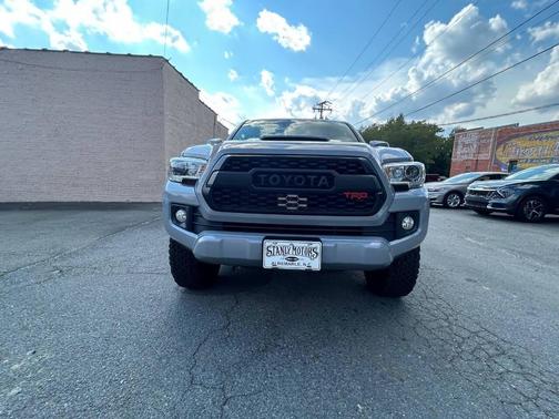 2019 Toyota Tacoma TRD Sport