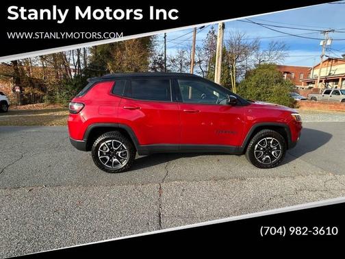 2025 Jeep Compass Trailhawk