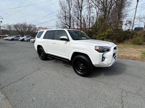 2018 Toyota 4Runner SR5