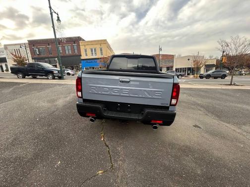 2024 Honda Ridgeline Black