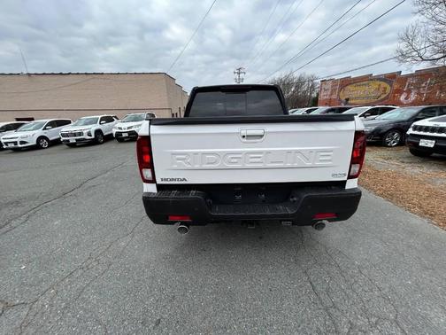 2024 Honda Ridgeline Black
