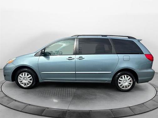 2008 Toyota Sienna CE