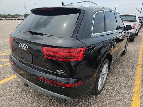 2017 Audi Q7 3.0T Prestige