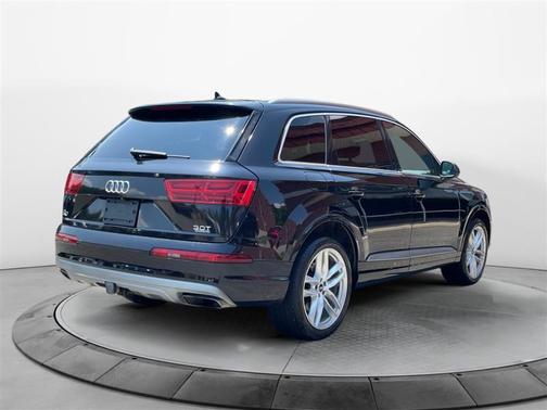 2017 Audi Q7 3.0T Prestige