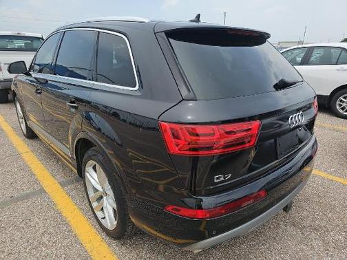 2017 Audi Q7 3.0T Prestige