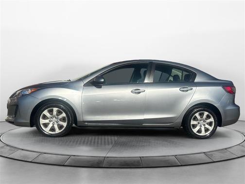 2013 Mazda Mazda3 i Sport