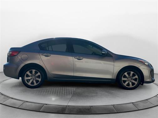 2013 Mazda Mazda3 i Sport