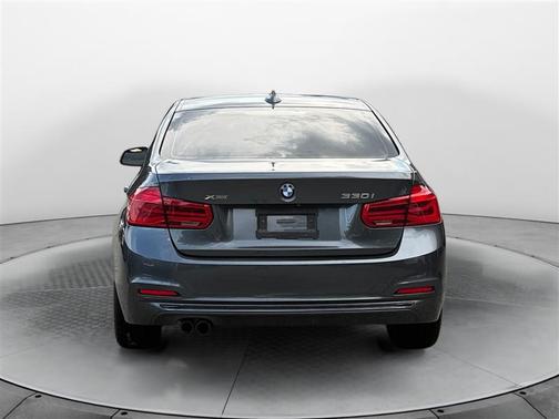 2018 BMW 330 xDrive