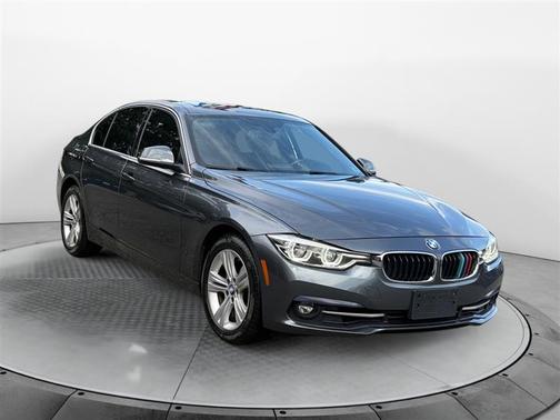 2018 BMW 330 xDrive