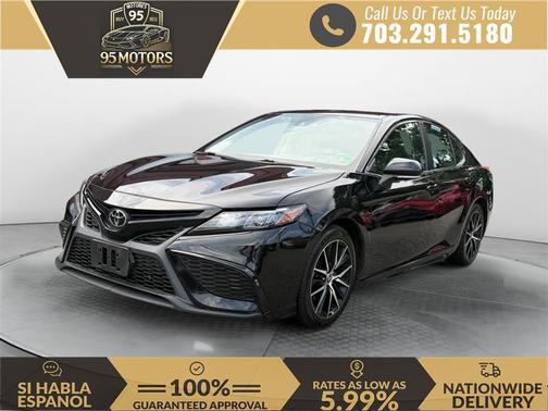 2022 Toyota Camry SE
