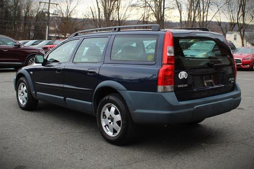 2004 Volvo XC70 XC70