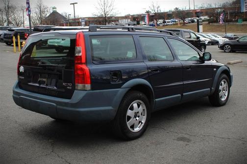 2004 Volvo XC70 XC70