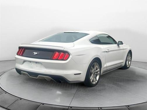 2017 Ford Mustang EcoBoost