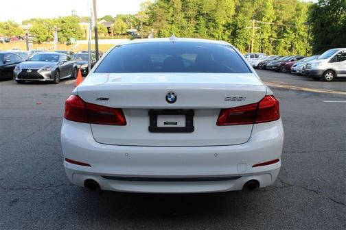 White 2019 BMW 530 xDrive