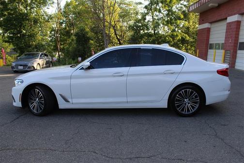 White 2019 BMW 530 xDrive