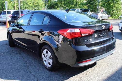 Aurora Black 2017 Kia Forte LX