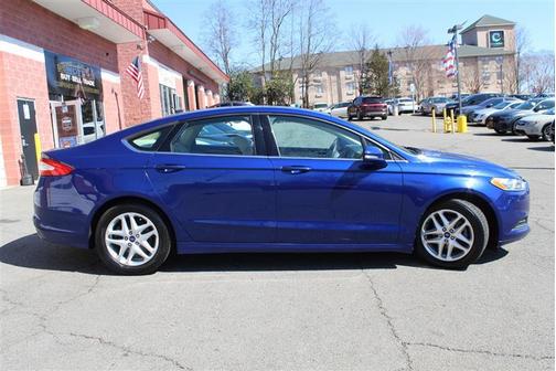 2013 Ford Fusion SE