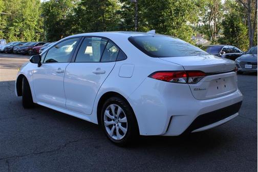 White 2021 Toyota Corolla LE