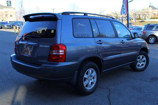 2003 Toyota Highlander Base