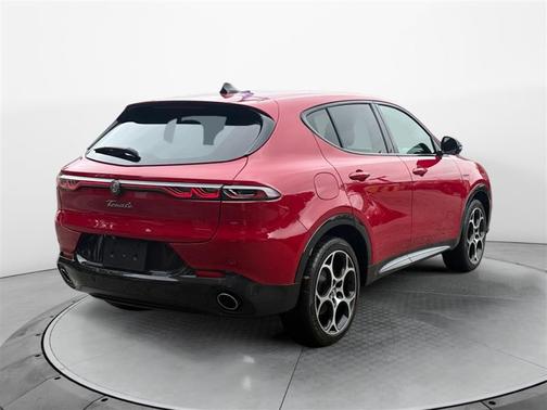 2024 Alfa Romeo Tonale Veloce EAWD