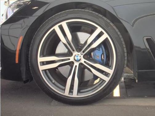 2017 BMW 750 I