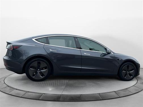 2019 Tesla Model 3 Standard Range