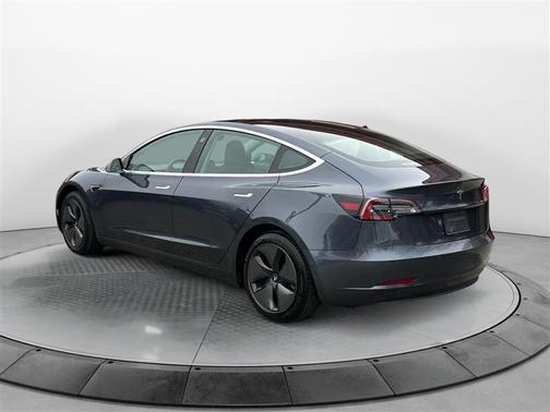 2019 Tesla Model 3 Standard Range