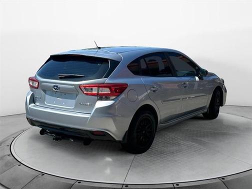 2018 Subaru Impreza 2.0i