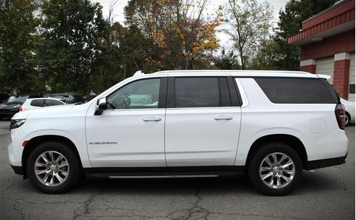 2023 Chevrolet Suburban Premier