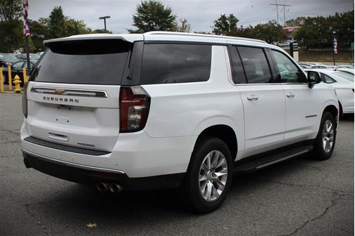 2023 Chevrolet Suburban Premier