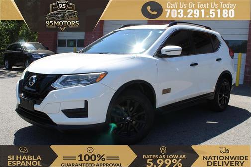 White 2017 Nissan Rogue SV