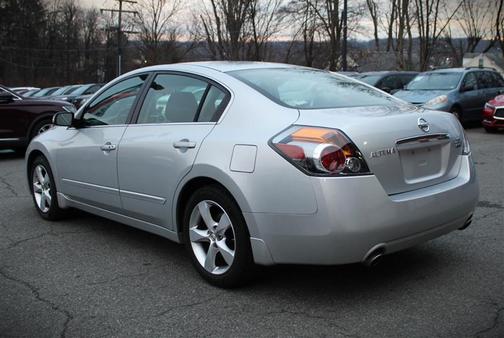 2009 Nissan Altima 3.5 SE