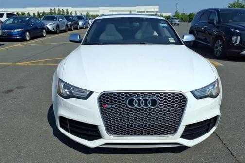 Ibis White 2014 Audi RS 5 4.2