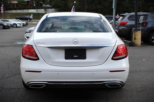 2017 Mercedes-Benz E-Class E 300