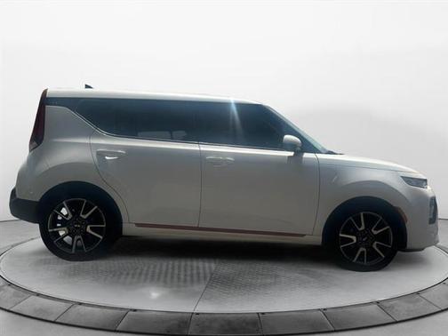 2020 Kia Soul GT-Line