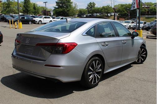 Lunar Silver Metallic 2022 Honda Civic EX