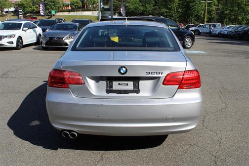 Silver 2011 BMW 328 328i