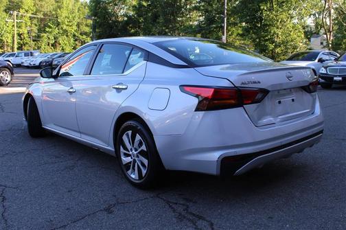Brilliant Silver Metallic 2024 Nissan Altima S FWD
