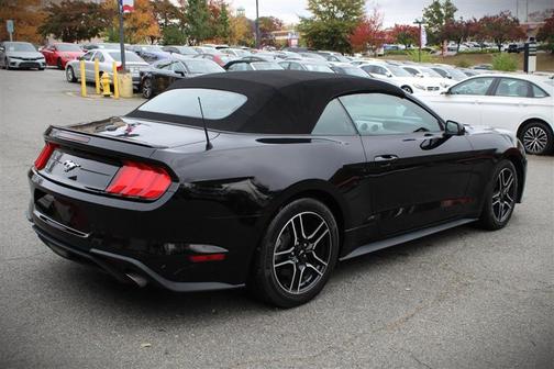 2021 Ford Mustang EcoBoost