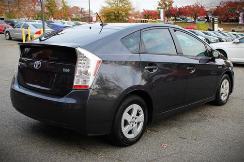 2010 Toyota Prius III