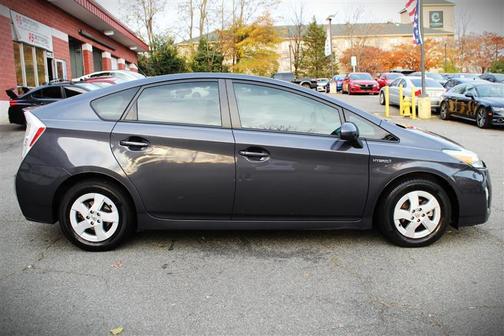 2010 Toyota Prius III