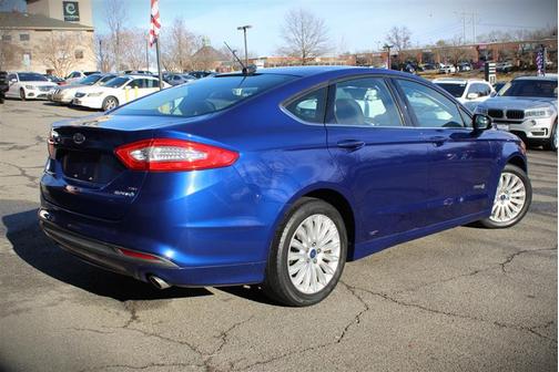 2014 Ford Fusion Hybrid SE