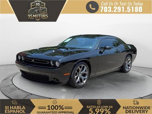 2015 Dodge Challenger SXT