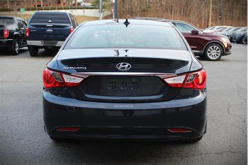 2012 Hyundai SONATA GLS