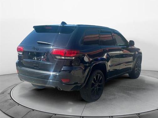2017 Jeep Grand Cherokee Altitude