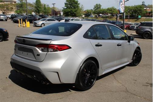 Classic Silver Metallic 2021 Toyota Corolla SE
