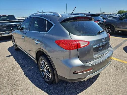 2017 INFINITI QX50 Base