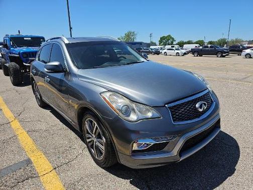 2017 INFINITI QX50 Base
