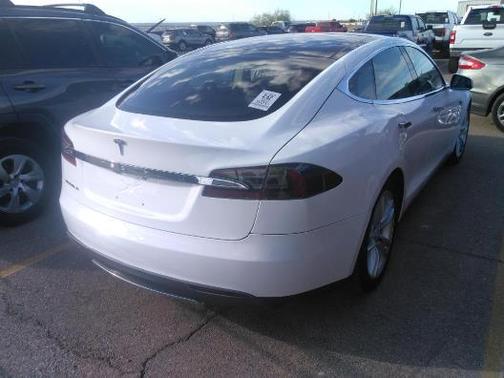 2013 Tesla Model S 